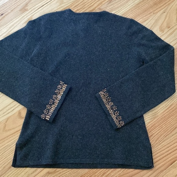 Silk Angora sweater Women’s M Sequins Festive Grey V neck Warm Winter festive - Picture 2 of 11